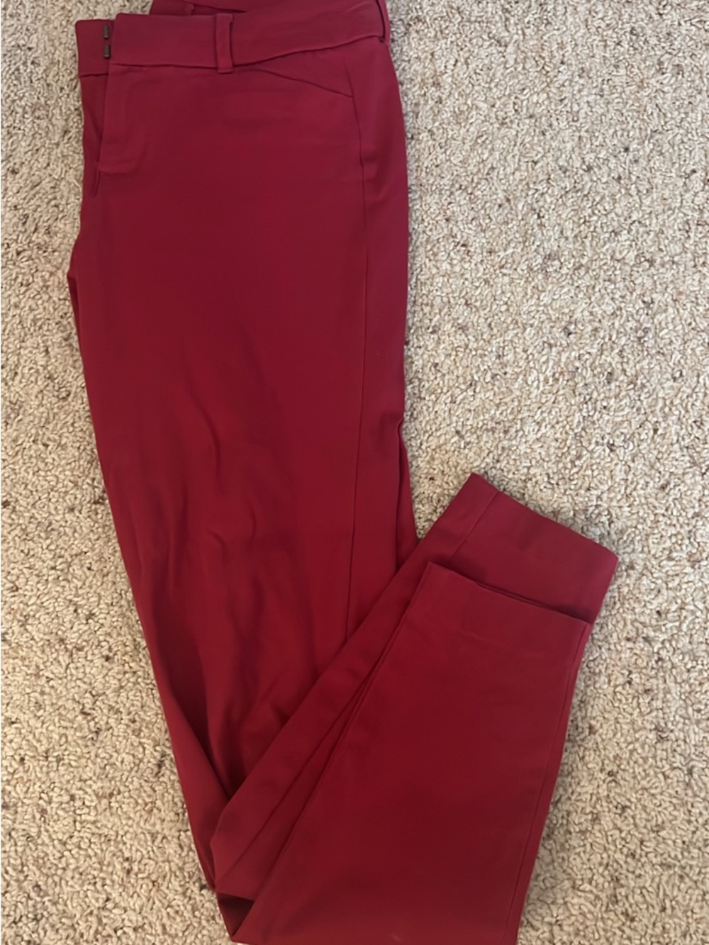 Old Navy Slim Ankle Pants in Wine